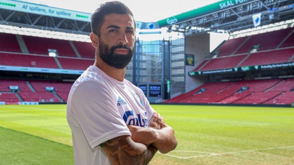 FICHAJES: Dos hondureños a Europa, PSG recibe otra oferta por Neymar; Luis Suárez ve su salida en el horizonte