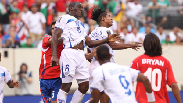 Costa Rica y Honduras juegan en abril