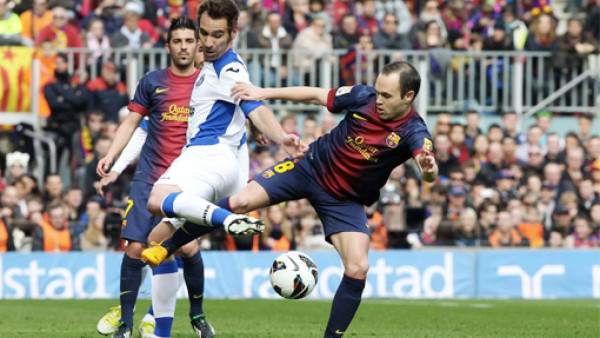 VIDEO: Iniesta maravilla al Camp Nou con una excelsa actuación