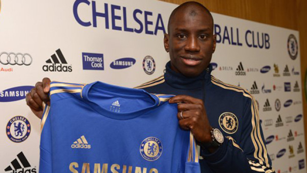 Chelsea anuncia el fichaje del senegalés Demba Ba