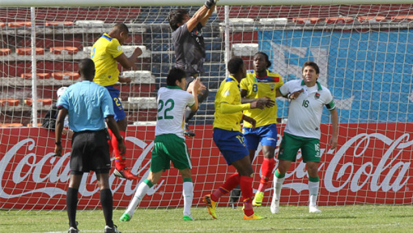 Ecuador no pudo con Bolivia y complica su camino a Brasil 2014.