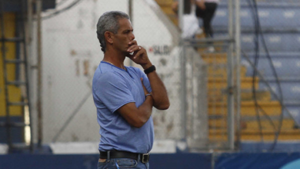 Cálix: 'No tengo nada que reprochar a mis jugadores'
