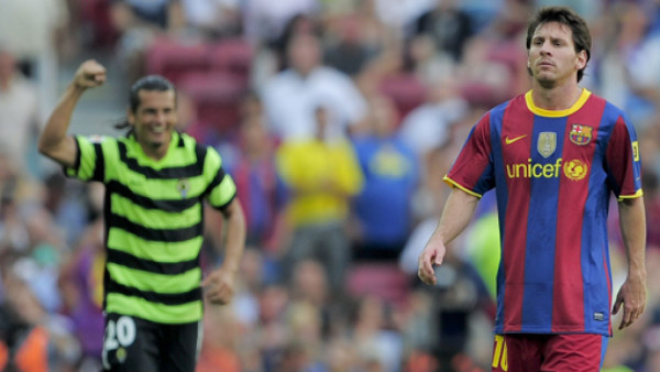 Hércules da el primer golpe al Barcelona