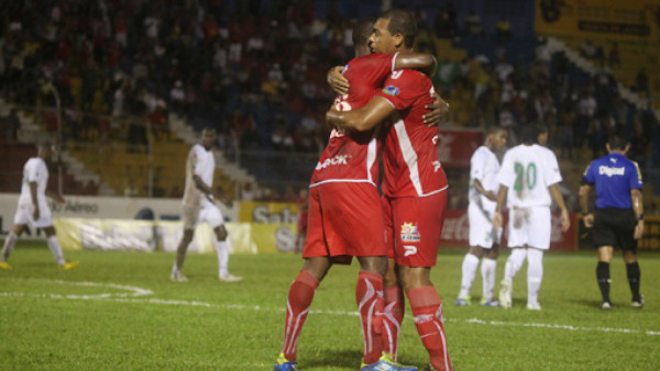Vida triunfa y no se quiere perder la liguilla