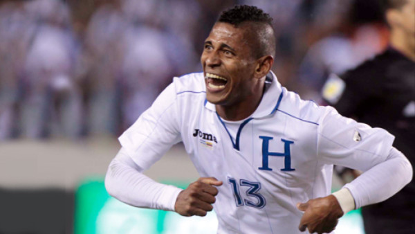 Saprissa tienta al atacante hondureño Carlo Costly