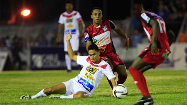Deportes Savio gana en Copán y sueña con su primera final