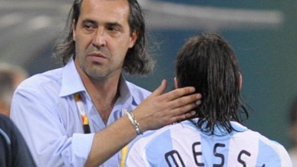 Batista convocó a un Messi lesionado