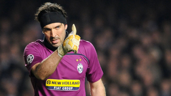 Buffon pretende jugar hasta los 45 años