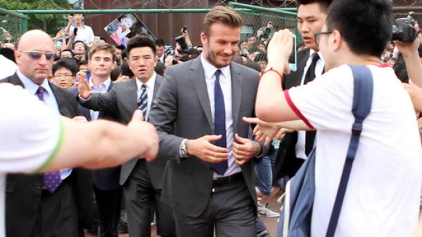 Visita de Beckham a China provoca más de cinco heridos