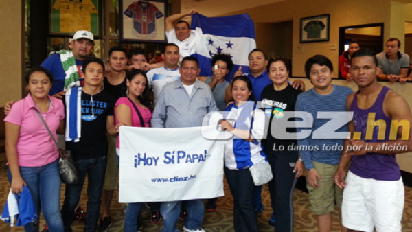 Catrachos abarrotan hotel de Honduras