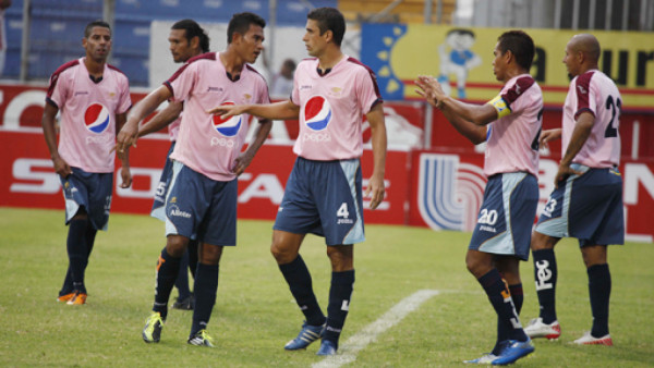 ¿Dónde debe jugar Motagua frente a Marathón?