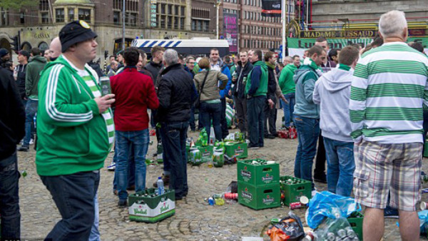 VIDEO: Aficionados del Celtic a juicio por zafarrancho en Amsterdam