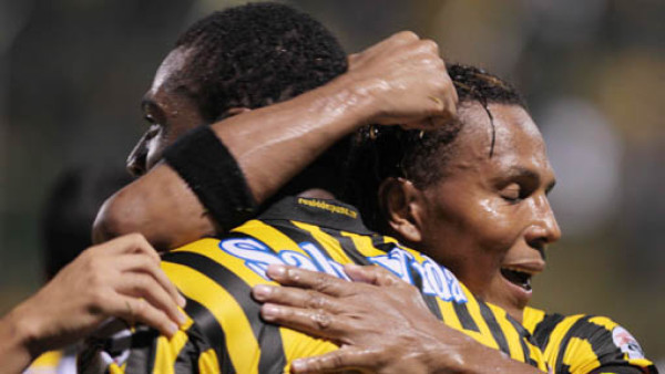 Real España no puede con el Necaxa