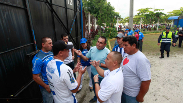 Policía ha tomado el control en el Olímpico y sus alrededores