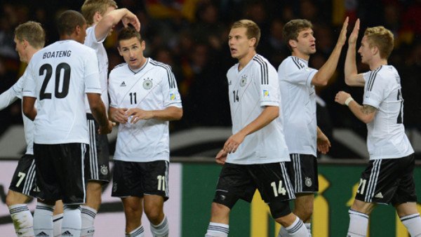 Alemania y Suecia empatan con una fiesta de goles