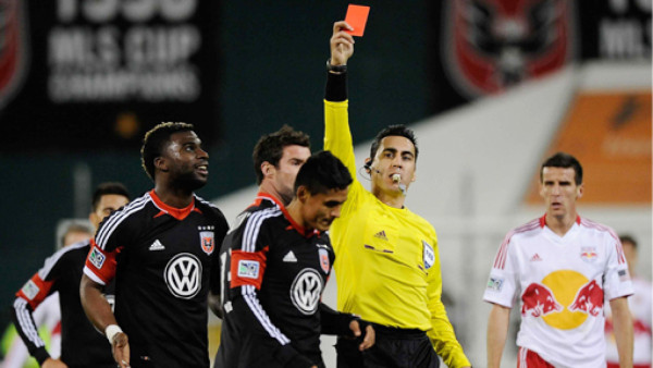 Infantil expulsión de Najar con el United