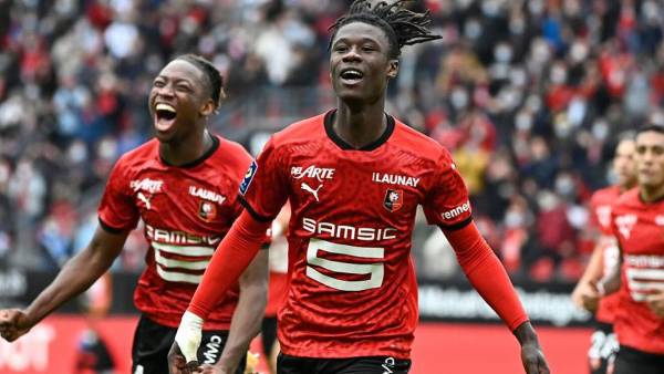 Eduardo Camavinga fue la última estrella que desarrolló el Stade Rennes. El crack fue vendido al Real Madrid por más de 30 millones de euros.