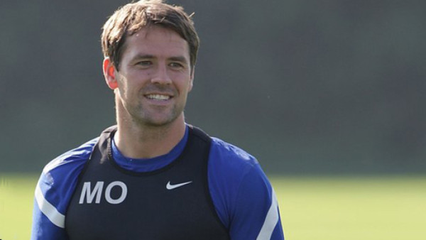 Michael Owen escribió en su Twitter sobre la expulsión de Maynor Figueroa