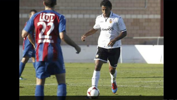 Antony 'Choco' Lozano anota en primera victoria de Valencia B