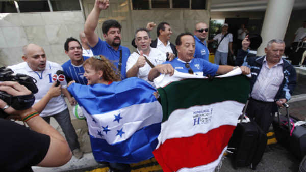 Aficionados hondureños ya están en Jamaica