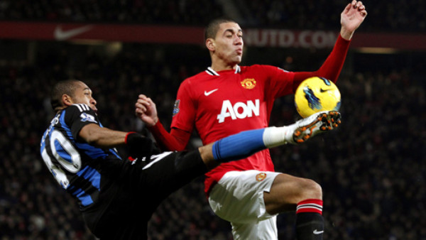 'Chicharito” fulminó al Stoke de Wilson