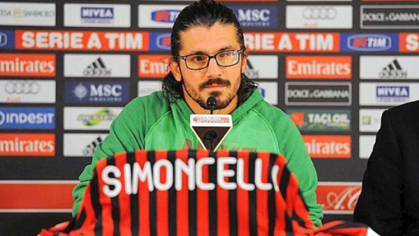 Gattuso no puede ni llevar a sus hijos al colegio