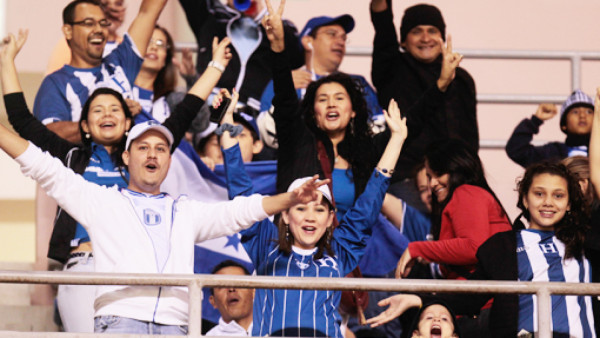La afición pronostica una final Honduras-Costa Rica