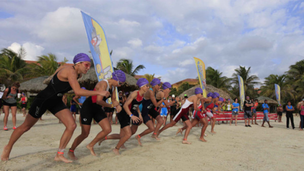 Costa Rica y Guatemala son reyes del triatlón