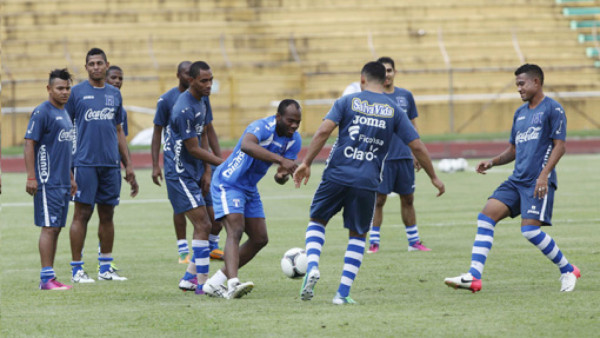 David Suazo entrenó con la Selección de Honduras