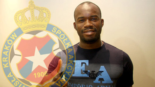 Osman Chávez utilizará el 4 en el Wisla