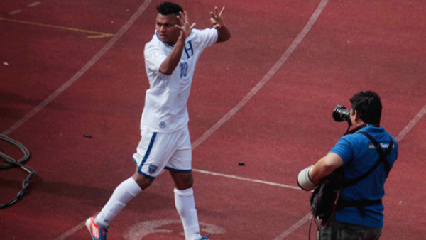 VIDEO: Los dos golazos de Mario Martínez ante Canadá