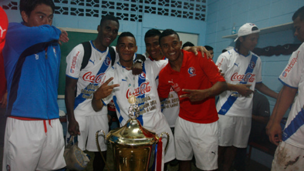 Así celebró Olimpia en su camerino