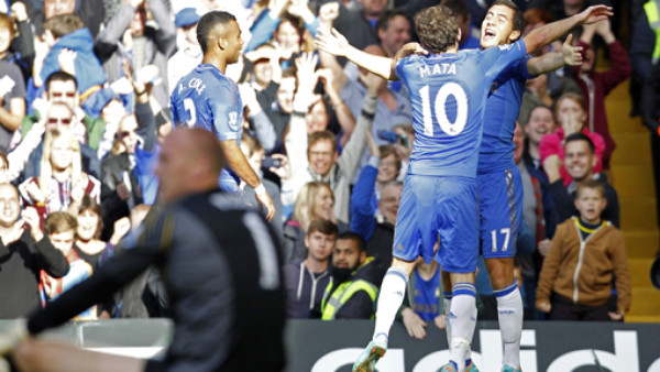 Chelsea golea y sigue enamorado de la cima