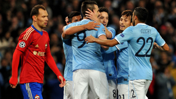 Manchester City golea y avanza a octavos de final