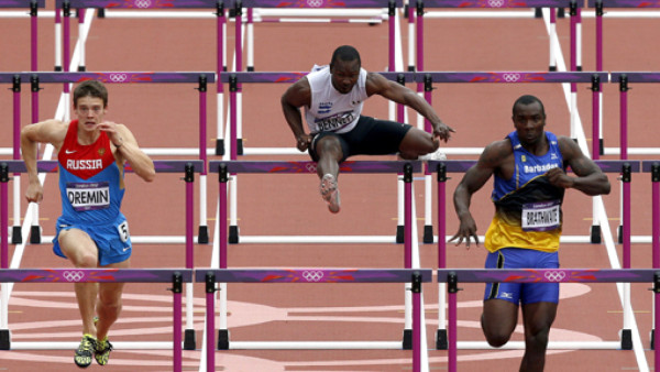 Ronald Bennett tropieza y le dice adiós a los Olímpicos