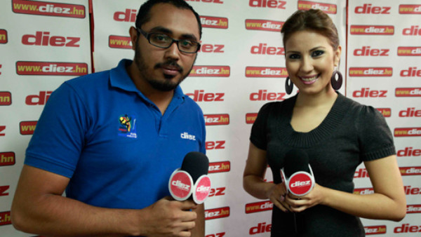 DIEZ RADIO: En vivo en este momento