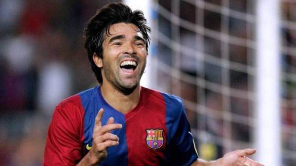 Con un mexicano y Messi: Los mejores compañeros que tuvo Ronaldinho en su brillante carrera