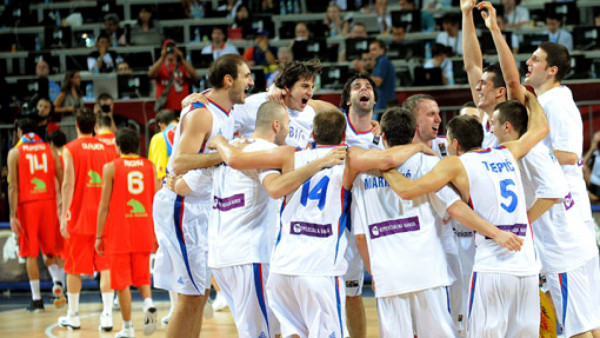 Serbia sacó a España del podio