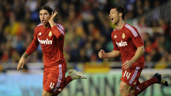 Polémico triunfo del Real Madrid