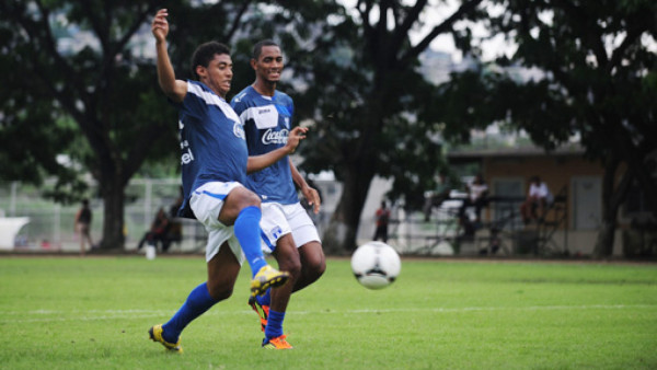 ¿Uno o dos delanteros en el ataque?