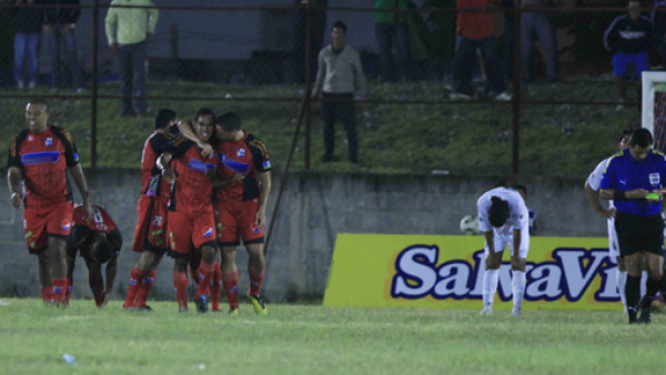 Deportes Savio venció al Platense y piensa en grande