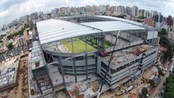 Brasil garantiza a FIFA conclusión del estadio de Curitiba