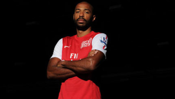 Thierry Henry enfrentaría a Ramón Núñez en su retorno al Arsenal