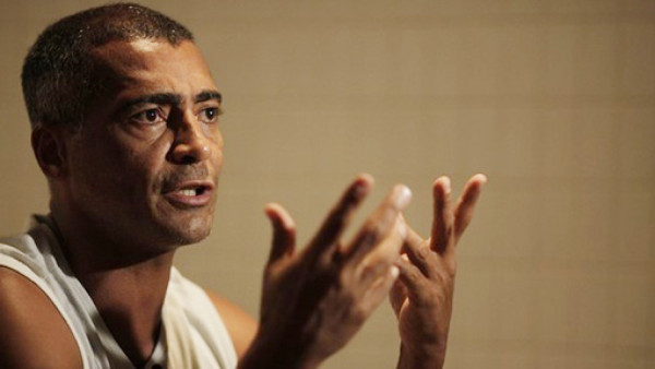 Romario celebra salida de Teixeira: 'Hemos exterminado un cáncer'