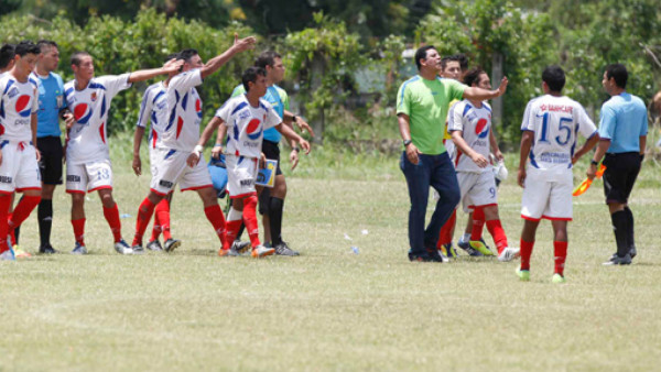 Otro zafarrancho, pero en la segunda división de Honduras