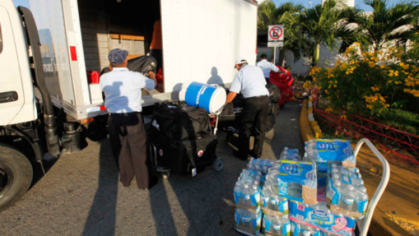 Canadá trajo al país su agua y comida