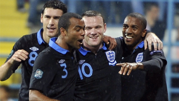 Inglaterra se mete a la Eurocopa, Portugal roza el boleto.