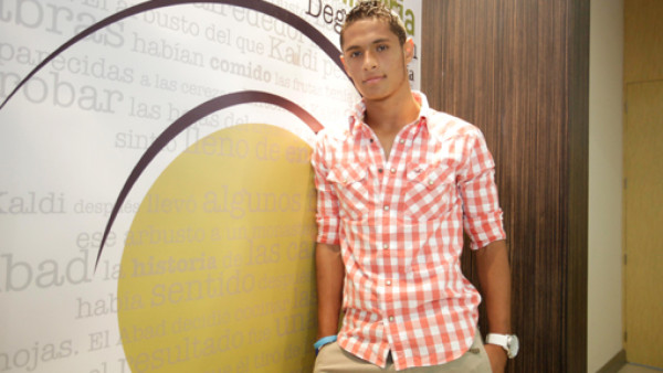 Alex López asegura que tiene ofertas de Europa