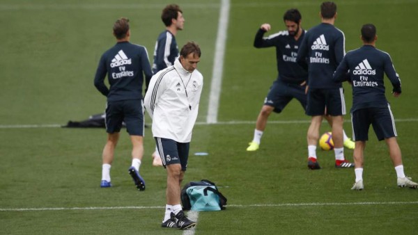 ¡Reproches, caras largas y sorpresas! Así fue el entreno de Real Madrid luego de la goleada
