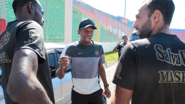 La visita especial de Boniek en Olimpia